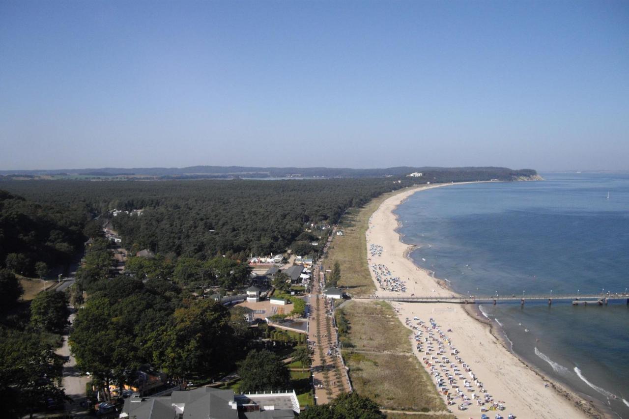 Balkon, Gratis Nutzung Vom Ahoi Erlebnisbad Und Sauna In Sellin - Residenz Strandeck Fewo01 Гёрен Экстерьер фото